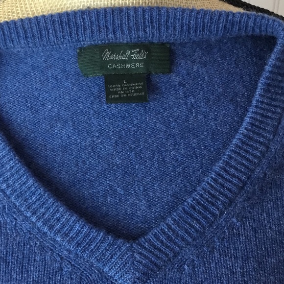 Fantastic Marshall Field’s Cashmere Sweater - Picture 3 of 7